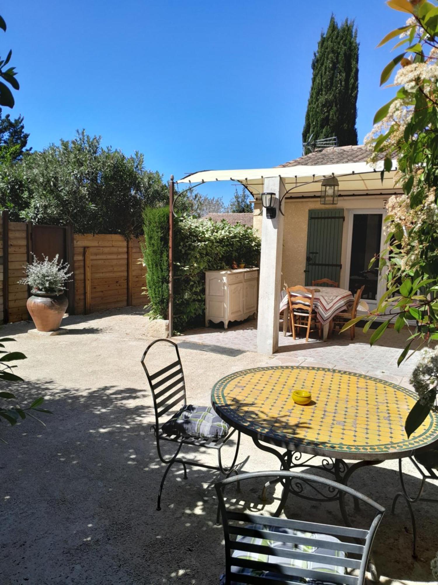 Le Mazet De Louise Apartment Saint-Remy-de-Provence Ngoại thất bức ảnh